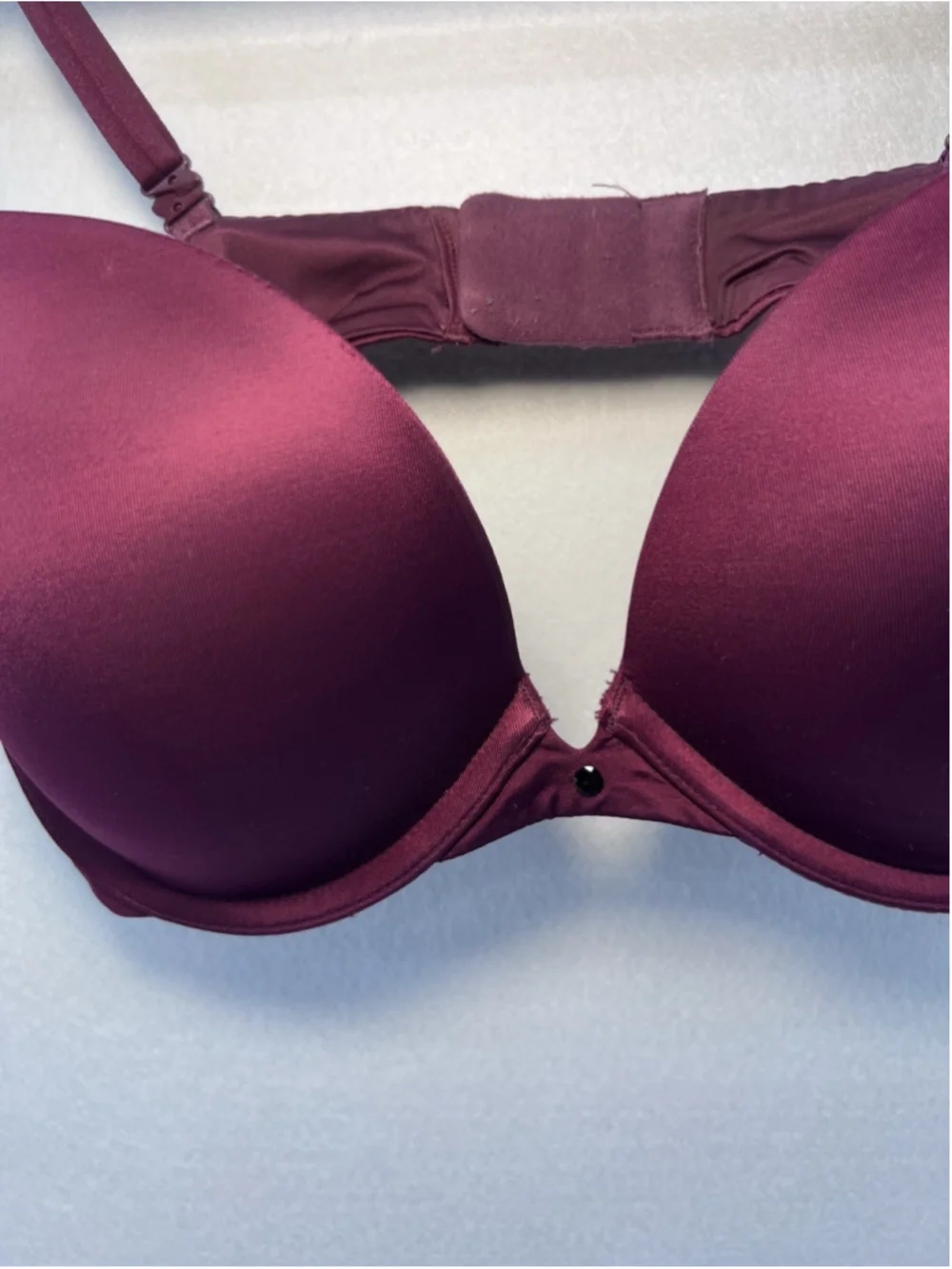 Victoria Secret Very Sexy Push Up Bra Women’s Size 34D Burgundy Maroon